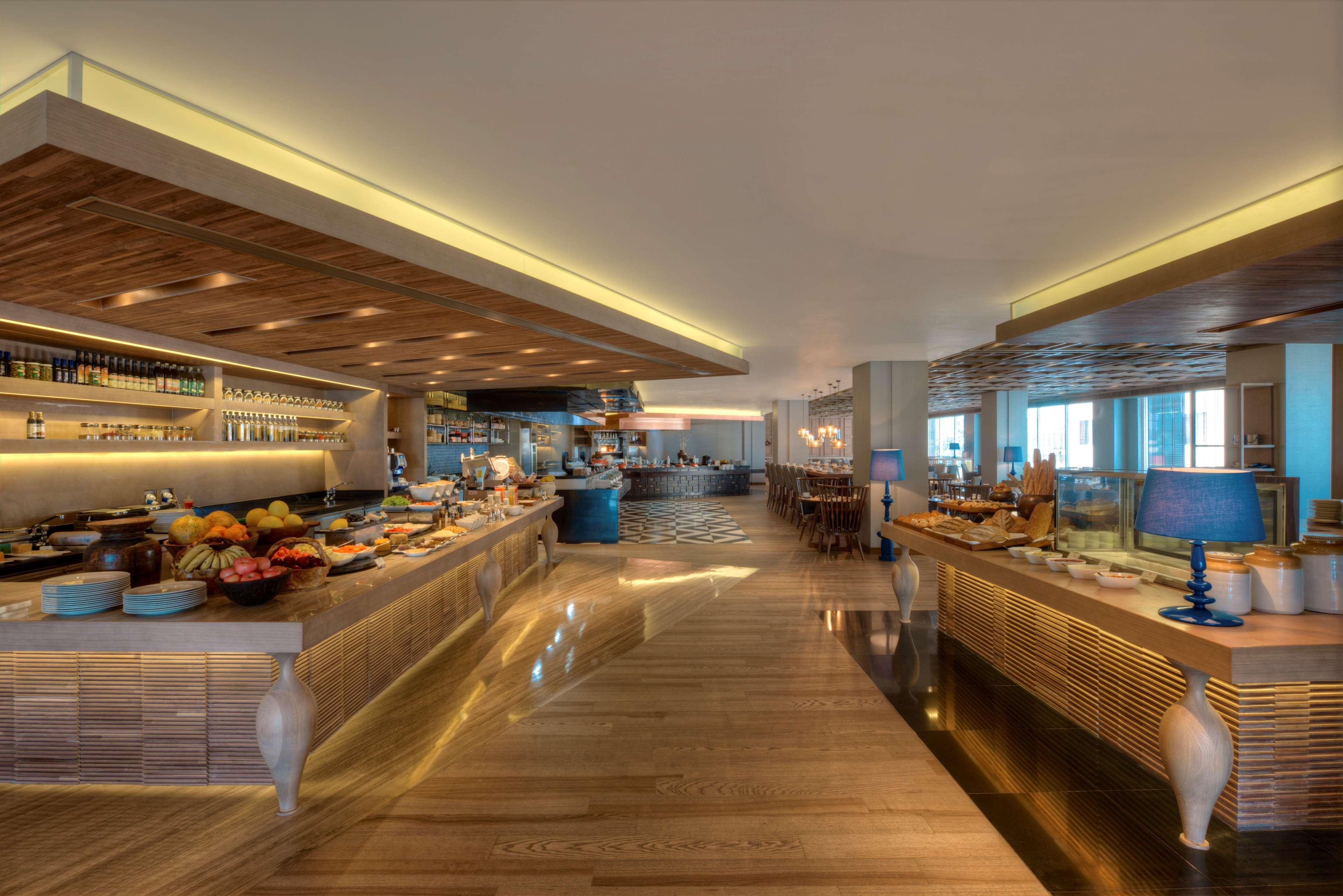 Hyatt Regency Ludhiana Hotel Bagian luar foto