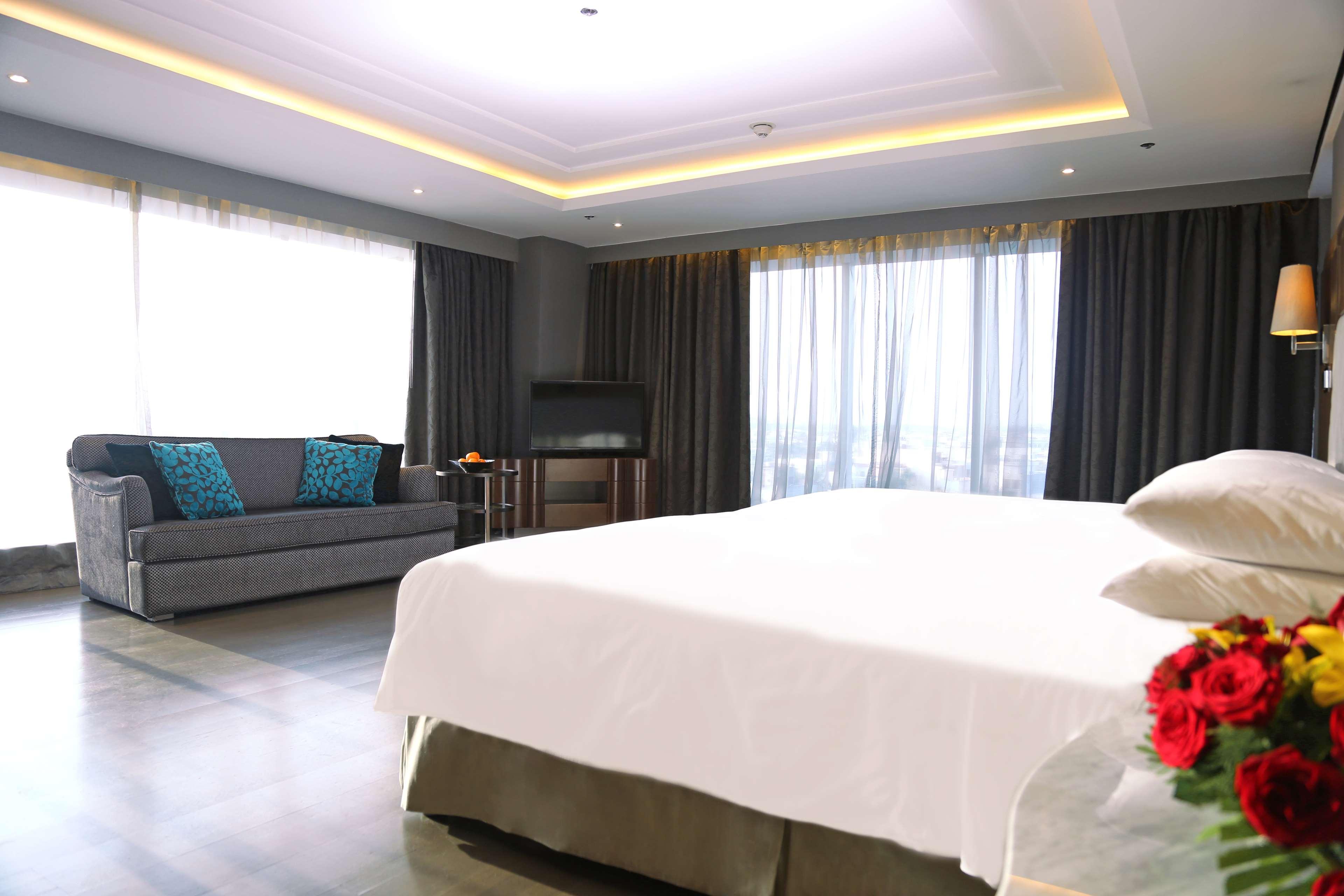 Hyatt Regency Ludhiana Hotel Bagian luar foto